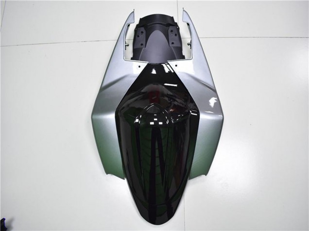 2005-2006 Suzuki GSXR 1000 Motorcycle Fairing - Glossy Black Silver