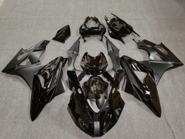 2009-2014 BMW S1000RR Motorcycle Fairings - Glossy Black Matte Black Carbon Fiber