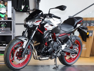 2020-2023 Kawasaki Ninja Z650 Motorcycle Fairings - Black Silver Red