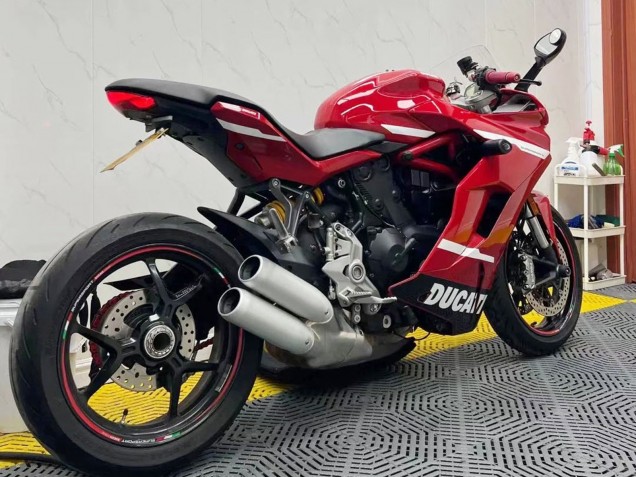 2017-2022 Ducati Supersport 939/939S Motorcycle Fairings - Red White Black