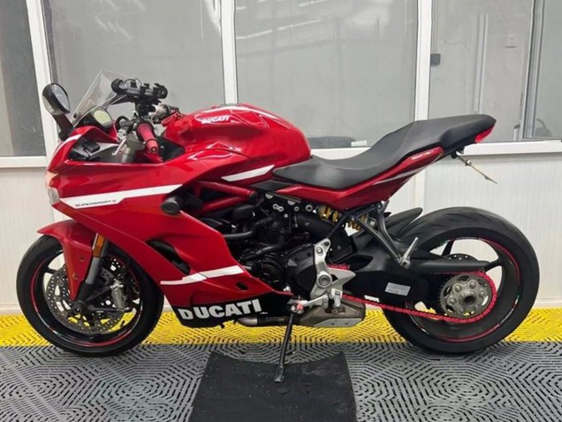 2017-2022 Ducati Supersport 939/939S Motorcycle Fairings - Red Black White Stripe