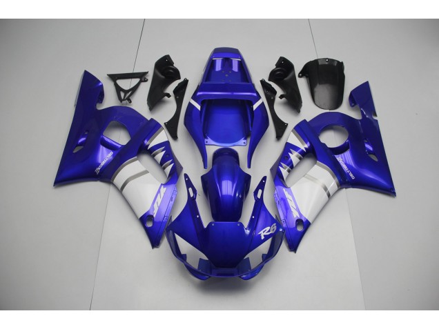 Online 1998-2002 Yamaha R6 Fairings - Silver White and Blue Online 1998-2002 Yamaha R6 Fairings - Silver White and Blue