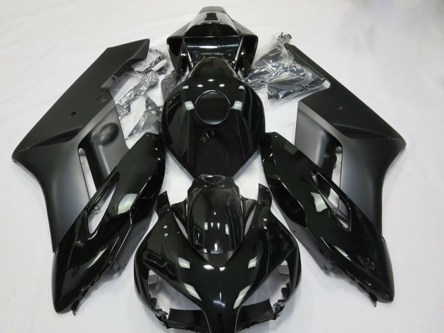 Online 2004-2005 Honda CBR1000RR Fairings - Matte and Gloss Black Online 2004-2005 Honda CBR1000RR Fairings - Matte and Gloss Black