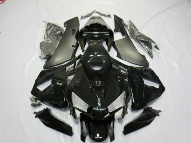 Online 2005-2006 Honda CBR600RR Fairings - Matte and Gloss Black