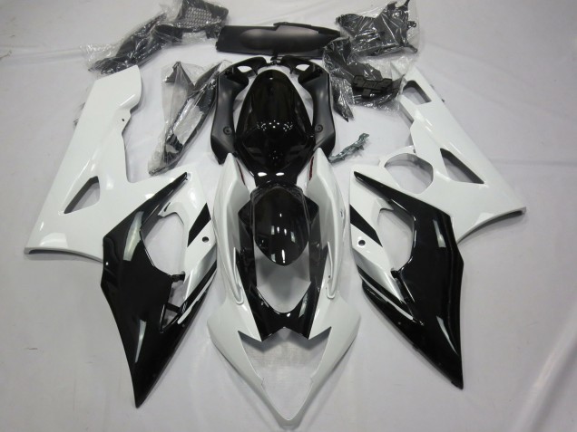 Online 2005-2006 Suzuki GSXR 1000 Fairings - White Black and Silver Online 2005-2006 Suzuki GSXR 1000 Fairings - White Black and Silver