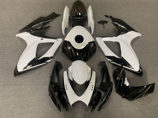 Online 2006-2007 Suzuki GSXR 600-750 Fairings - Matte Black and Gloss White Online 2006-2007 Suzuki GSXR 600-750 Fairings - Matte Black and Gloss White