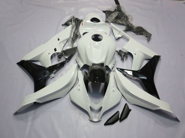 Online 2007-2008 Honda CBR600RR Fairings - Gloss White and Black Online 2007-2008 Honda CBR600RR Fairings - Gloss White and Black