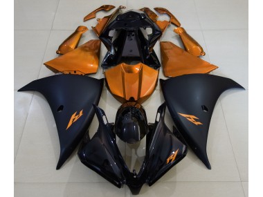 Online 2013-2014 Yamaha R1 Fairings - Matte Black and Orange
