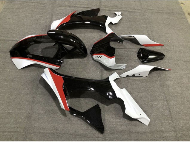 Online 2015-2019 Yamaha R1 Fairings - Gloss Red Black and White Online 2015-2019 Yamaha R1 Fairings - Gloss Red Black and White